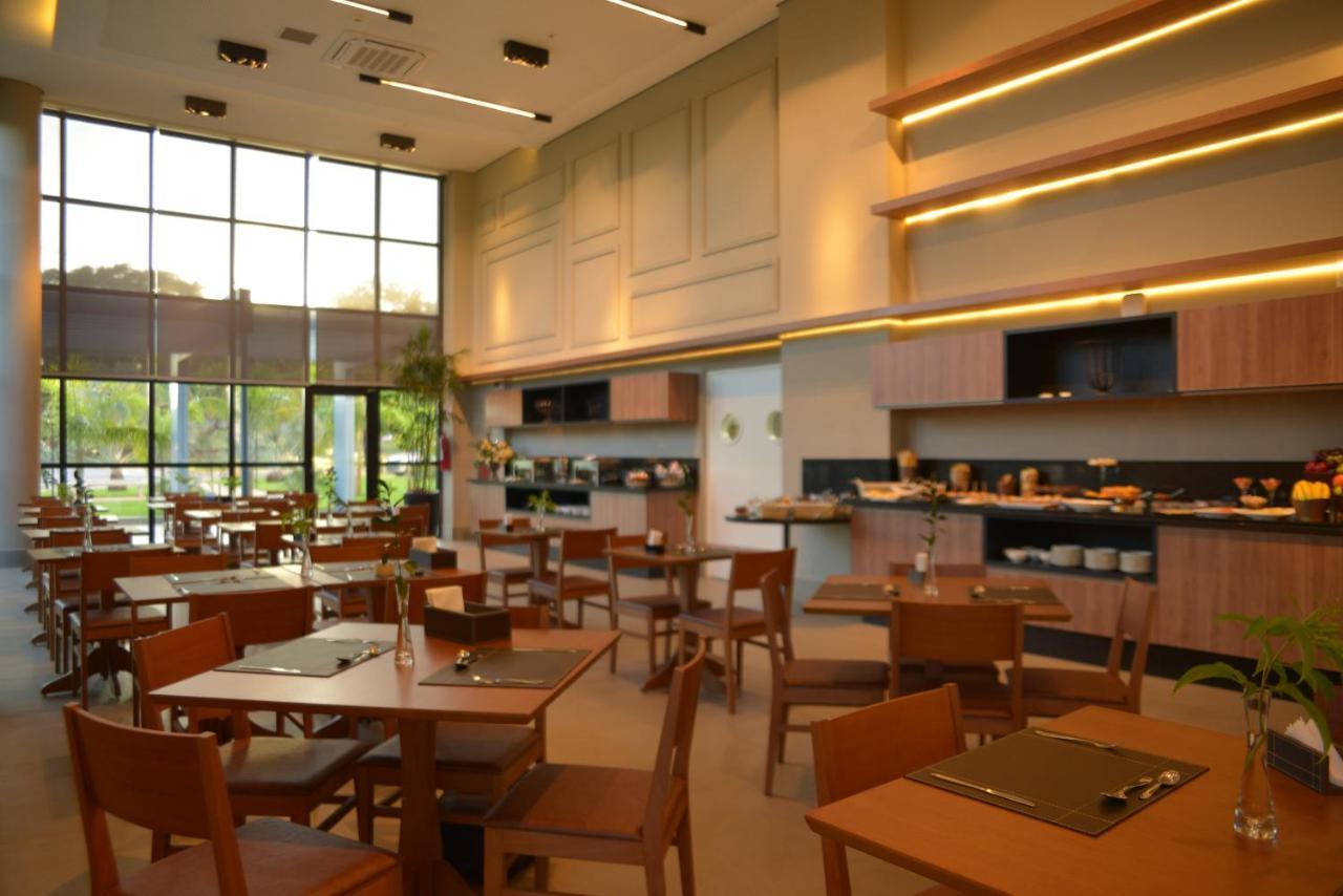 Hotel Hplus Premium Palmas